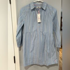 Vineyard Vines. Shirt dress.